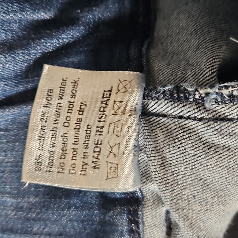 Bevy Flog Elastic Waist Boot Leg Jeans - Picture 6 of 6